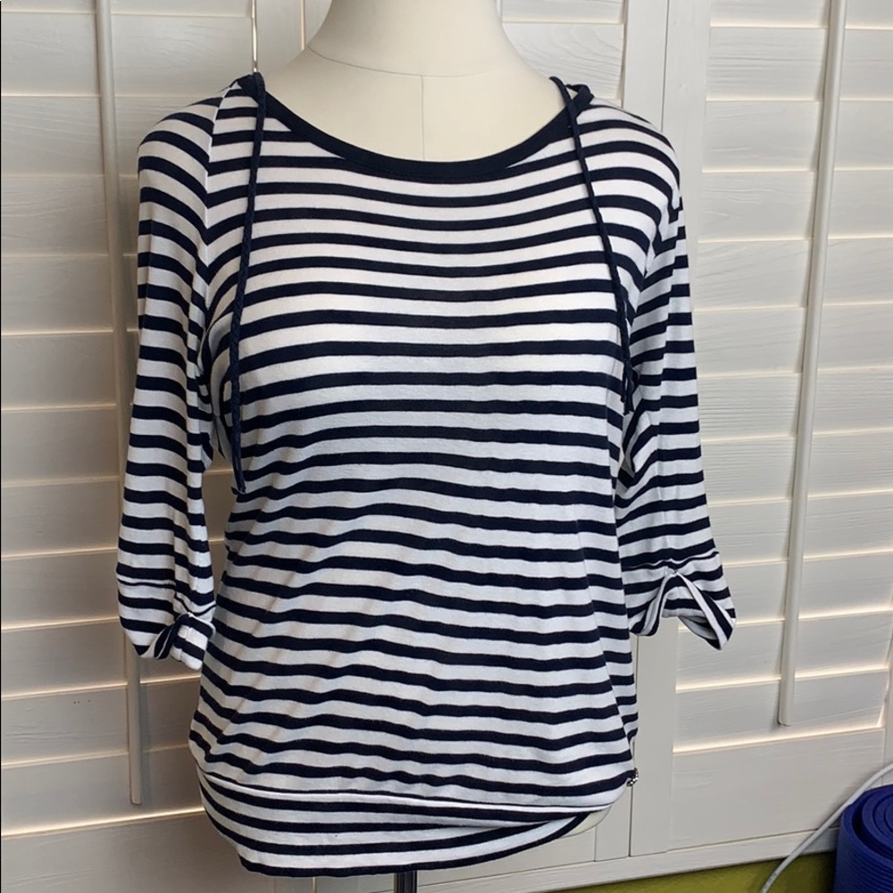 Twisted Heart striped navy and white hoodie size M